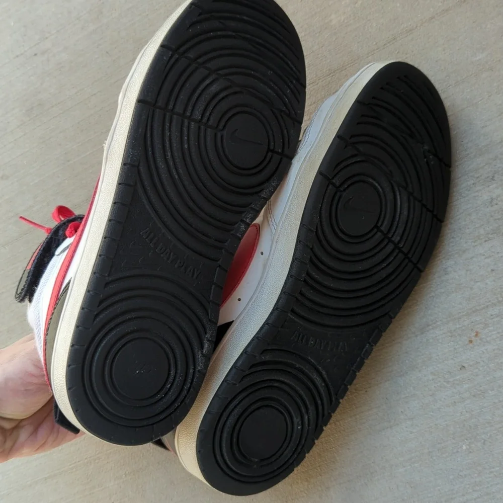 Nike Night Court Borough Mid 2 Youth Sneakers 5Y‎